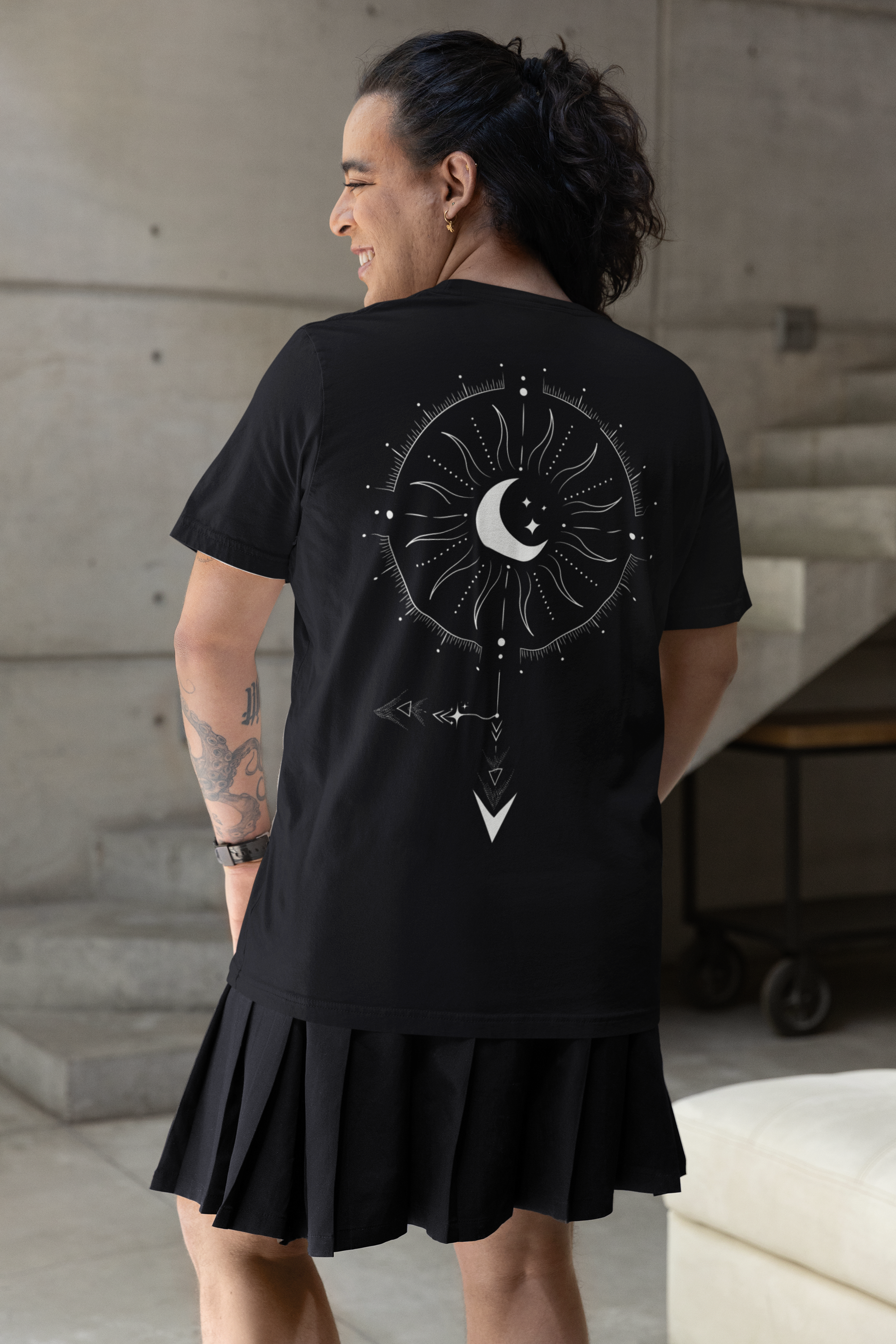 Demigirl Gender Symbol in Celestial Design on Black Vintage Wash Frayed T-Shirt Vintage Wash Frayed T-Shirt