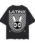 Camiseta de calle con gráfico interseccional de orgullo latino en color negro, de gran tamaño y hombros caídos, 190 g/m²