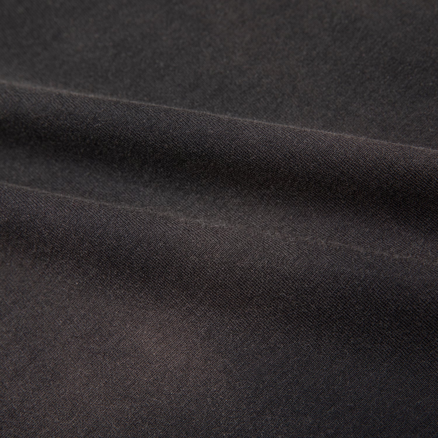 Camiseta desgastada con lavado vintage en gris y negro con símbolo de género fluido - 260 g/m²